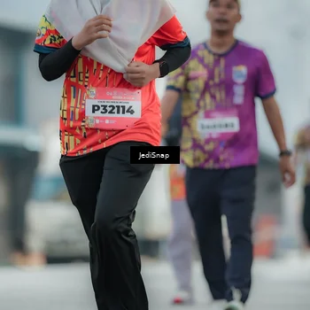 Runner Photo 5907022