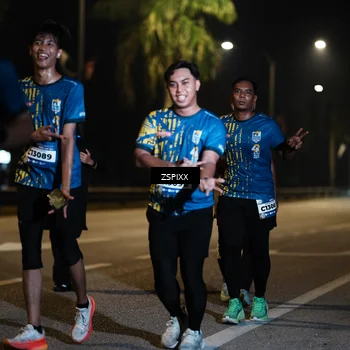 Runner Photo 5907035