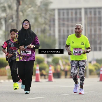 Runner Photo 5907036