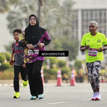 Runner Photo 5907049