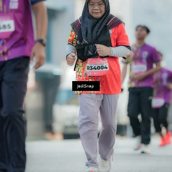 Runner Photo 5907062
