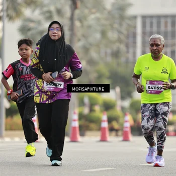 Runner Photo 5907063