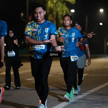 Runner Photo 5907066