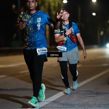 Runner Photo 5907074
