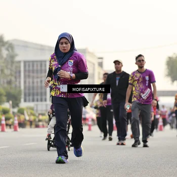 Runner Photo 5907092