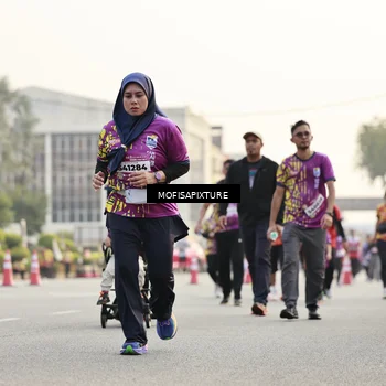 Runner Photo 5907093