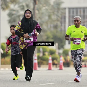 Runner Photo 5907098