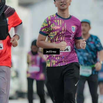 Runner Photo 5907104