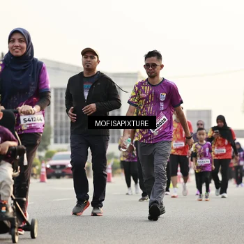 Runner Photo 5907124