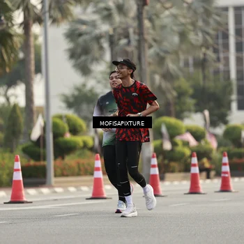 Runner Photo 5907231