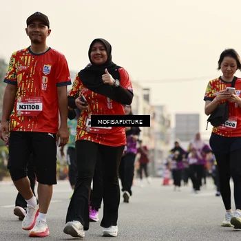 Runner Photo 5907241