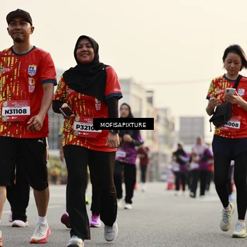 Runner Photo 5907244