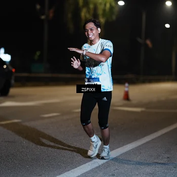 Runner Photo 5907245