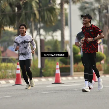Runner Photo 5907251
