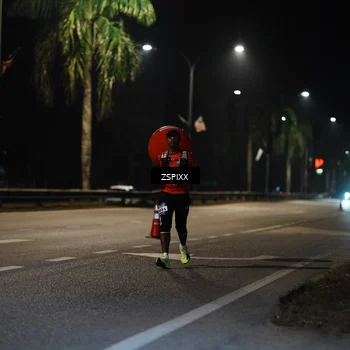 Runner Photo 5907317