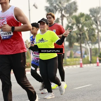 Runner Photo 5907348