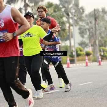 Runner Photo 5907349
