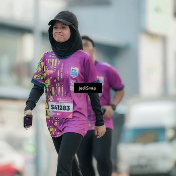 Runner Photo 5907358