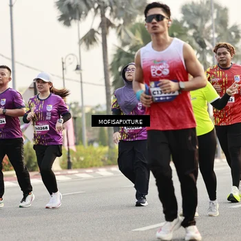 Runner Photo 5907372