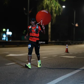 Runner Photo 5907375