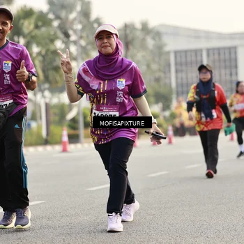 Runner Photo 5907431