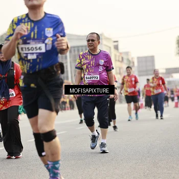 Runner Photo 5907471