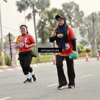 Runner Photo 5907513