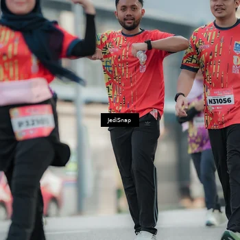 Runner Photo 5907540