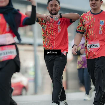 Runner Photo 5907542