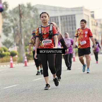 Runner Photo 5907549