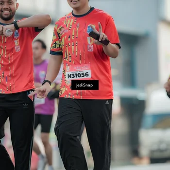 Runner Photo 5907558