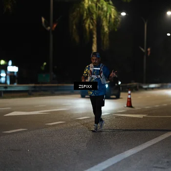 Runner Photo 5907635
