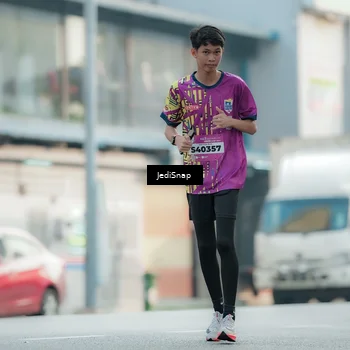 Runner Photo 5907641