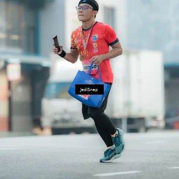 Runner Photo 5907686