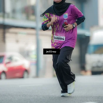 Runner Photo 5907691