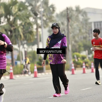 Runner Photo 5907695