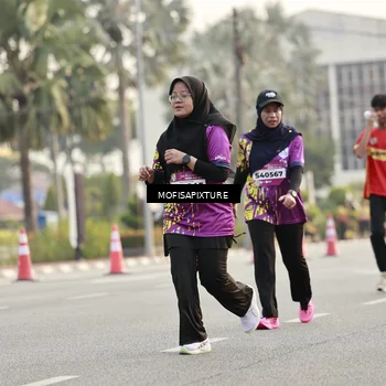 Runner Photo 5907705