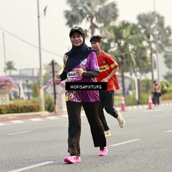 Runner Photo 5907719