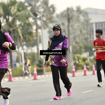 Runner Photo 5907721