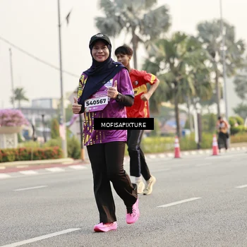 Runner Photo 5907724