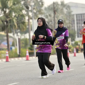 Runner Photo 5907754