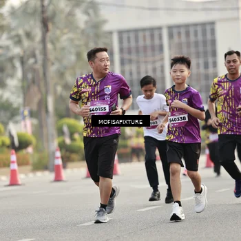 Runner Photo 5907761