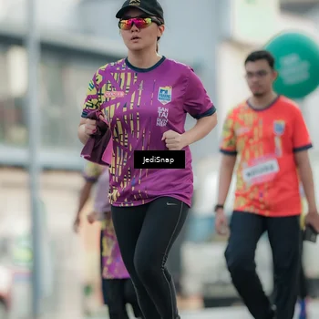 Runner Photo 5907824