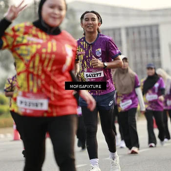 Runner Photo 5907825