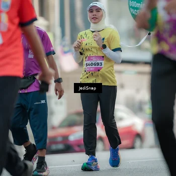 Runner Photo 5907862
