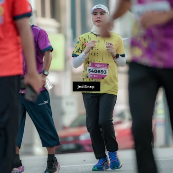 Runner Photo 5907864