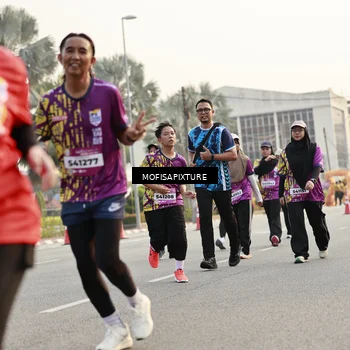 Runner Photo 5907887