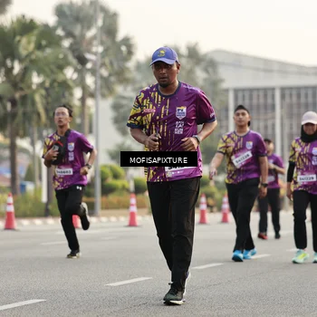 Runner Photo 5908014