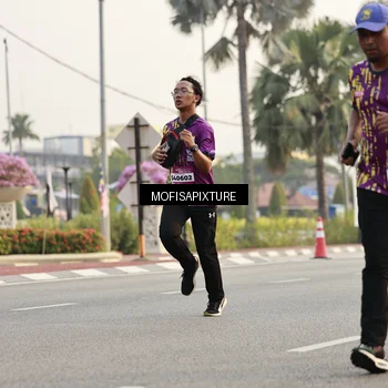 Runner Photo 5908032