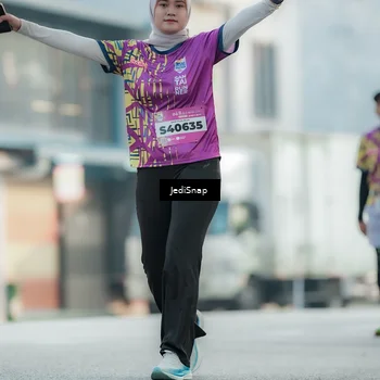 Runner Photo 5908083